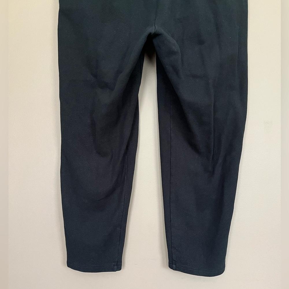 {Eileen Fisher} Organic Cotton Pull-On Tapered Leg Ankle Pants in Black - Medium - Picture 6 of 8